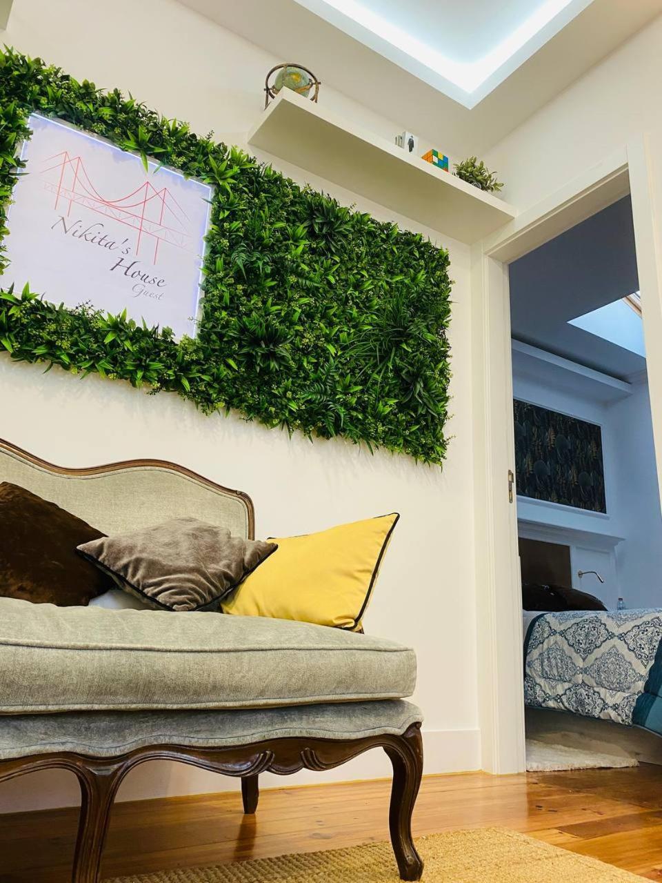 Private Room Trafaria Экстерьер фото